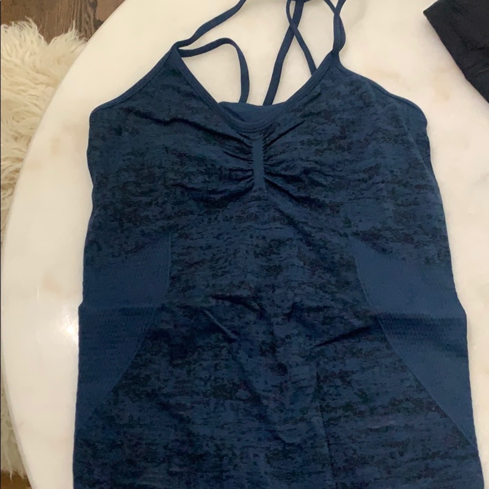 Zella top size small gently worn